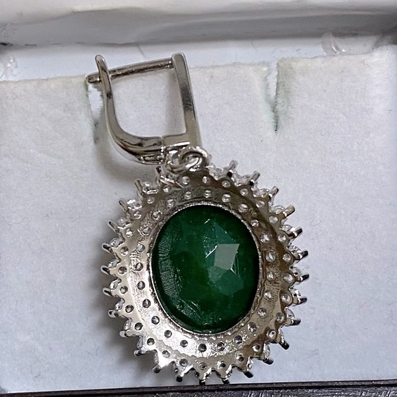 Luxury Emerald Earrings (925 silver) - Picture 4 of 4